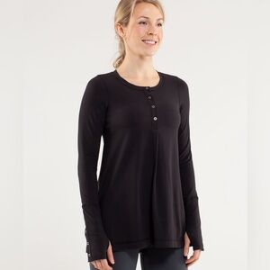 Lululemon Ride on Henley top